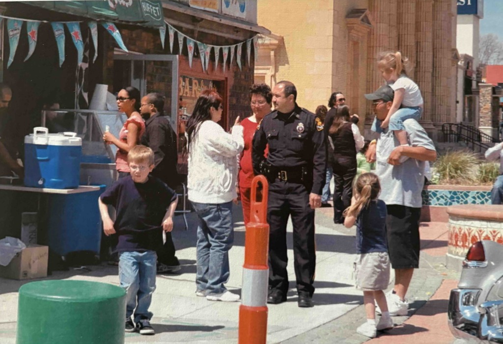 mark martinez police officer